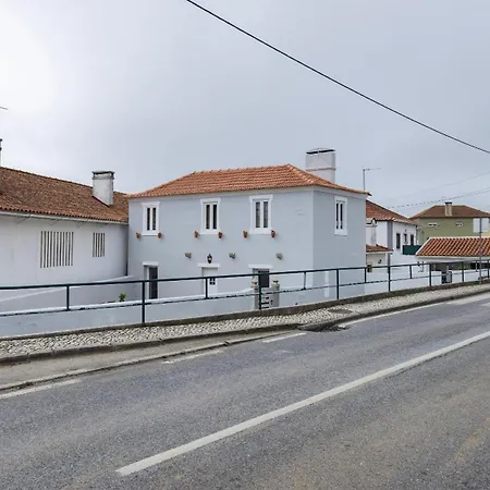 Appartamento Comfortable Nook In By Lovelystay Sintra